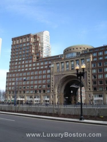 Luxury Boston - Rowes Wharf - Boston Waterfont Boston Condos